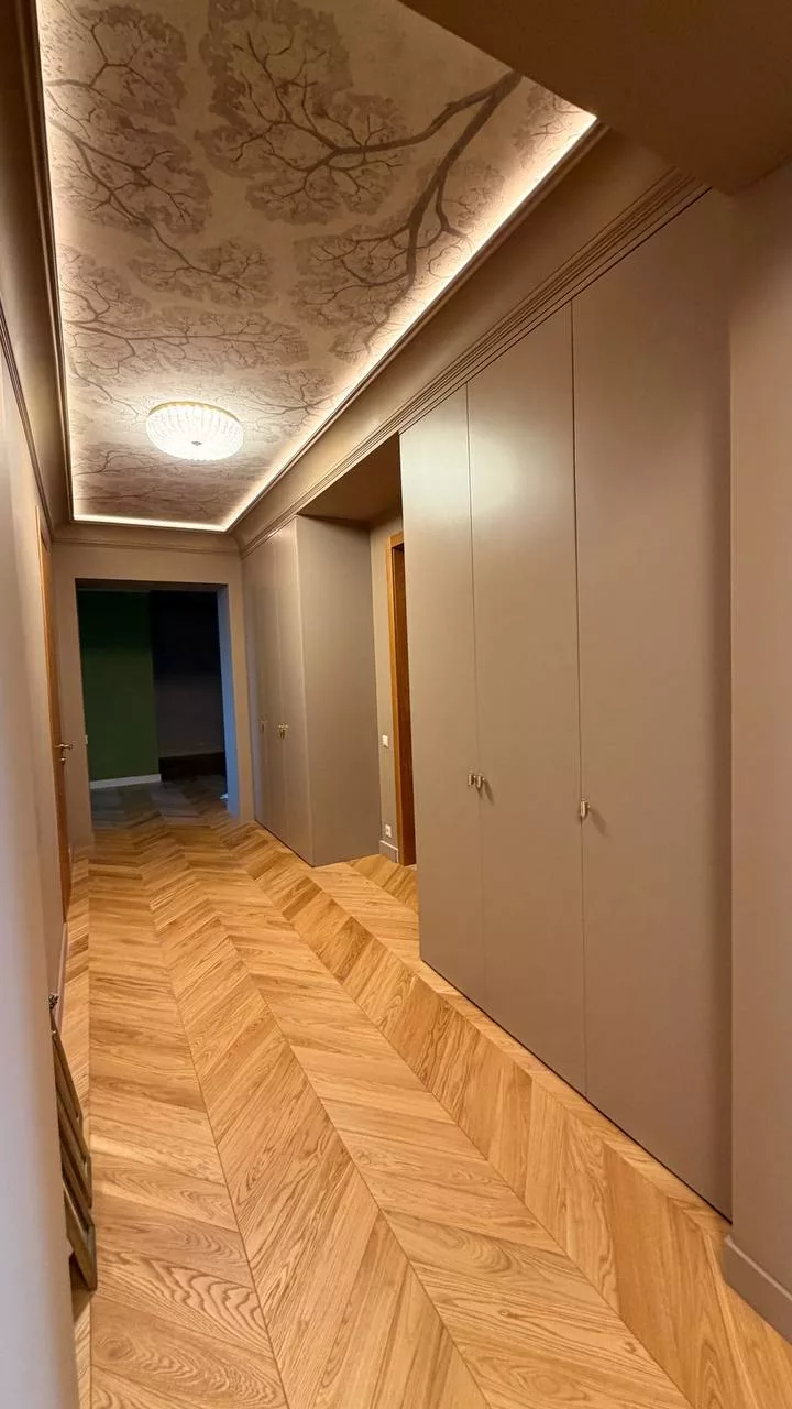 Шкаф